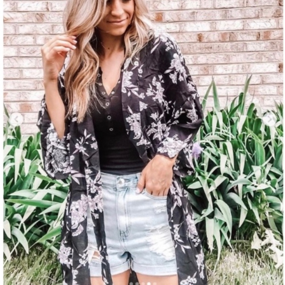 Spiritual Gangster Maya kimono robe